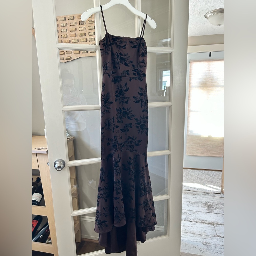 Windsor size small brown and black formal gown.